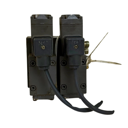 Valve block end position cushioning | 14243111 | Åkerman EC230B