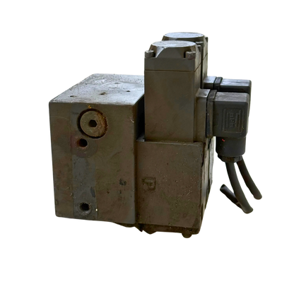 Valve block end position cushioning | 14243111 | Åkerman EC230B