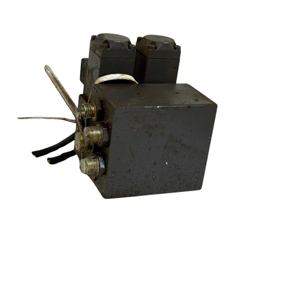 Valve block end position cushioning | 14243111 | Åkerman EC230B