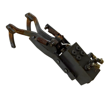 Pedalventil med fotstöd | 14054202 | Åkerman EC230B