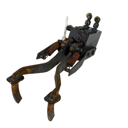 Pedalventil med fotstöd | 14054202 | Åkerman EC230B