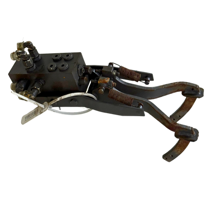 Pedalventil med fotstöd | 14054202 | Åkerman EC230B