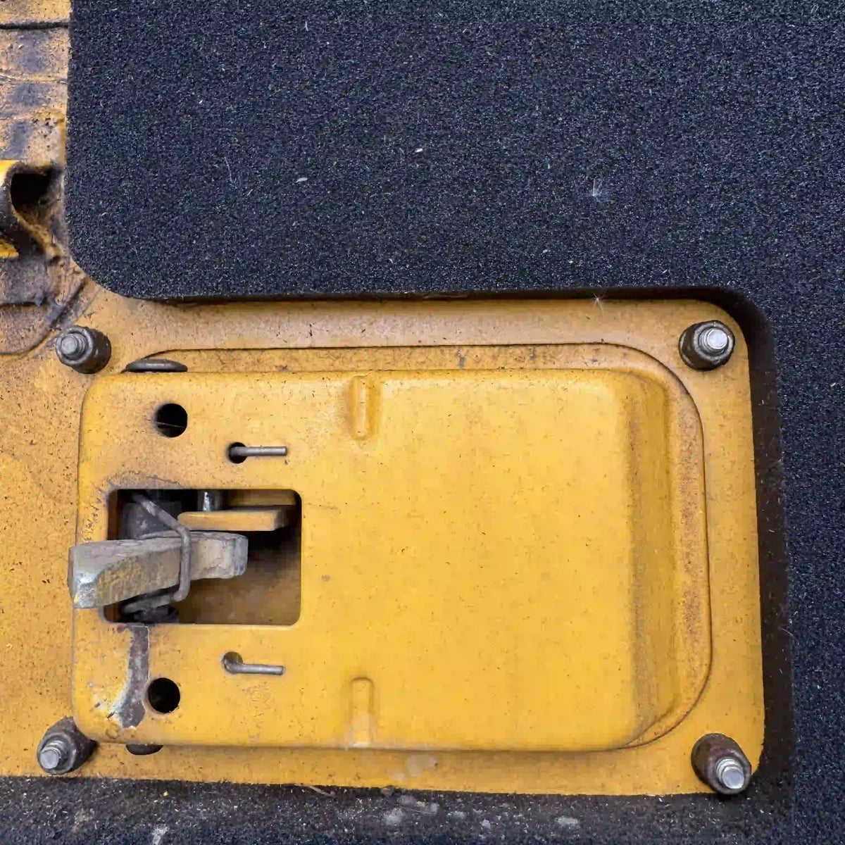 Right side hatch | 14575659 | Volvo EC140CL