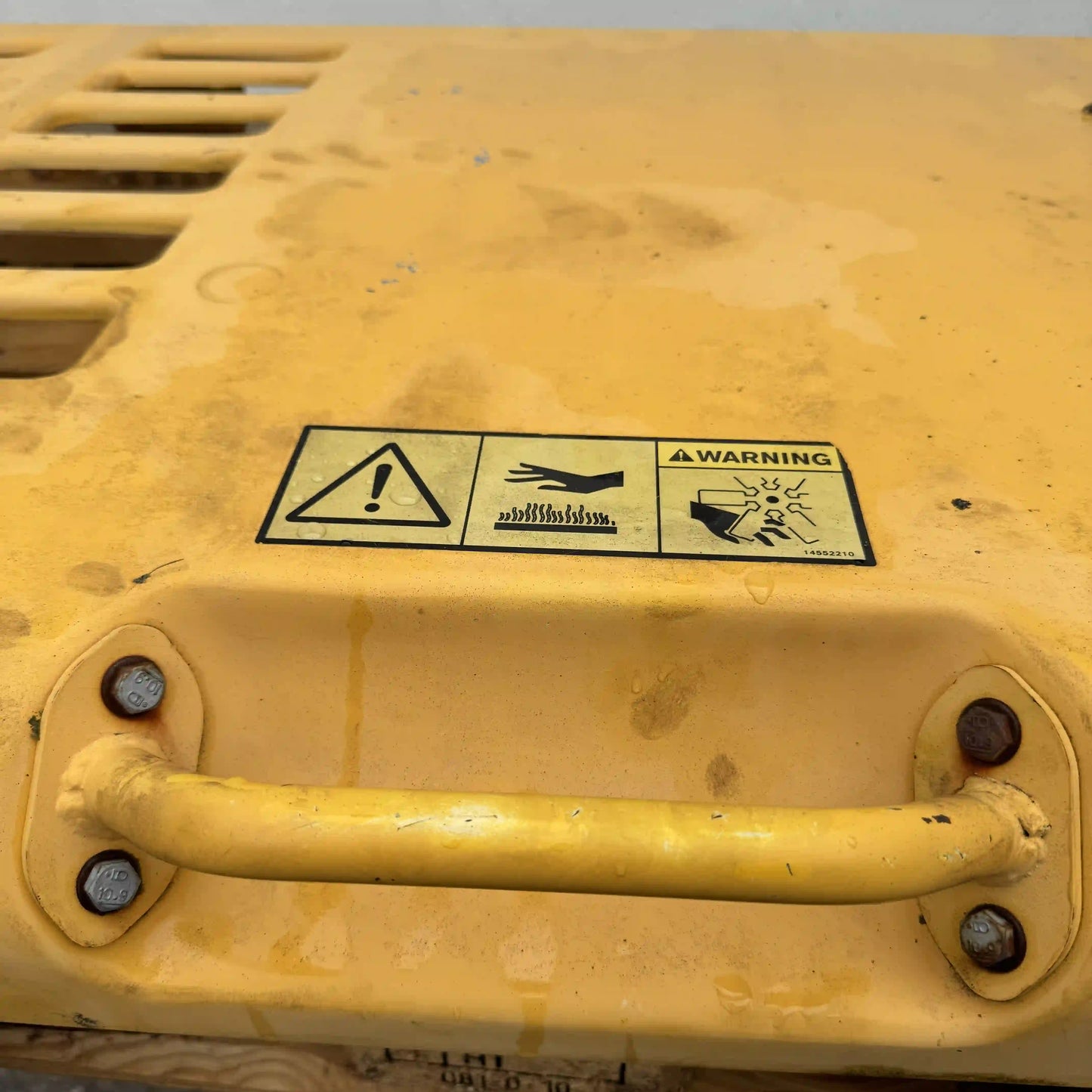 Motorlucka | 14576170 | Volvo EC140CL