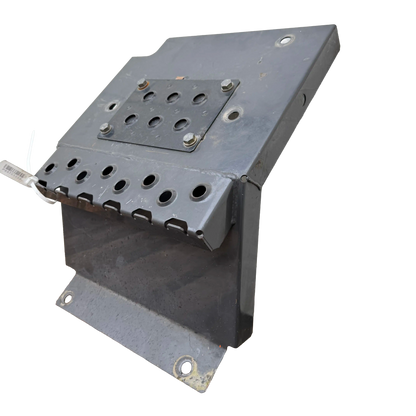 Plåt fotsteg övre | Ya40007040, Ya60026895 | Hitachi ZX140W-5B