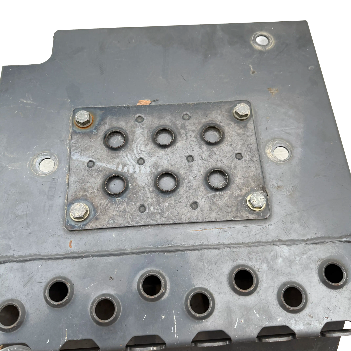 Plåt fotsteg övre | Ya40007040, Ya60026895 | Hitachi ZX140W-5B