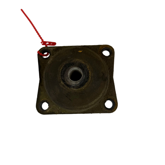 Gummikudde hyttfäste | 4714882 | Volvo BM6300