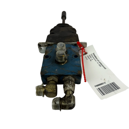 Dozer blade and stabilizer leg valve | 114-8699 | Cat M312