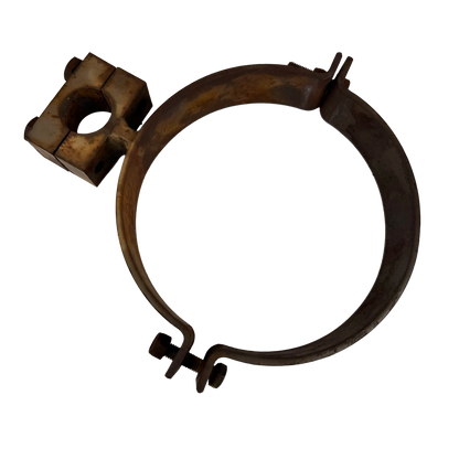 Pipe bracket, arm cylinder | 14048895, 14044232 | Åkerman EC200