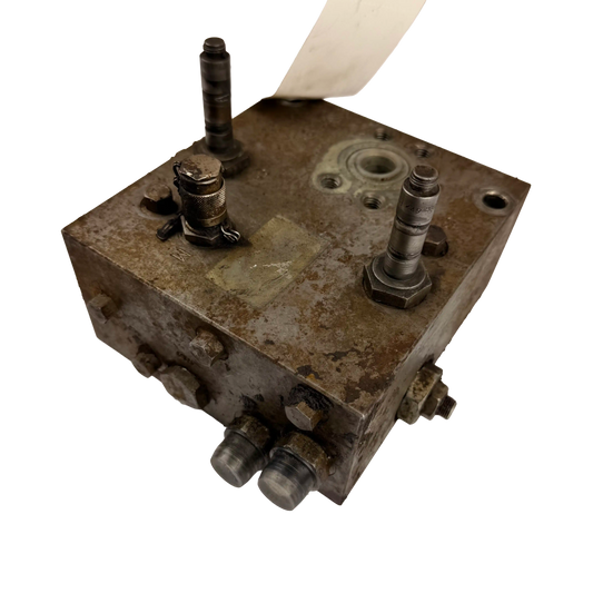 Relief valve | 11410639 | Volvo L220E