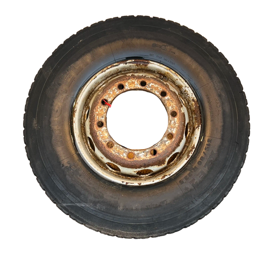 Däck på fälg 315/80r22,5 | Cat M312