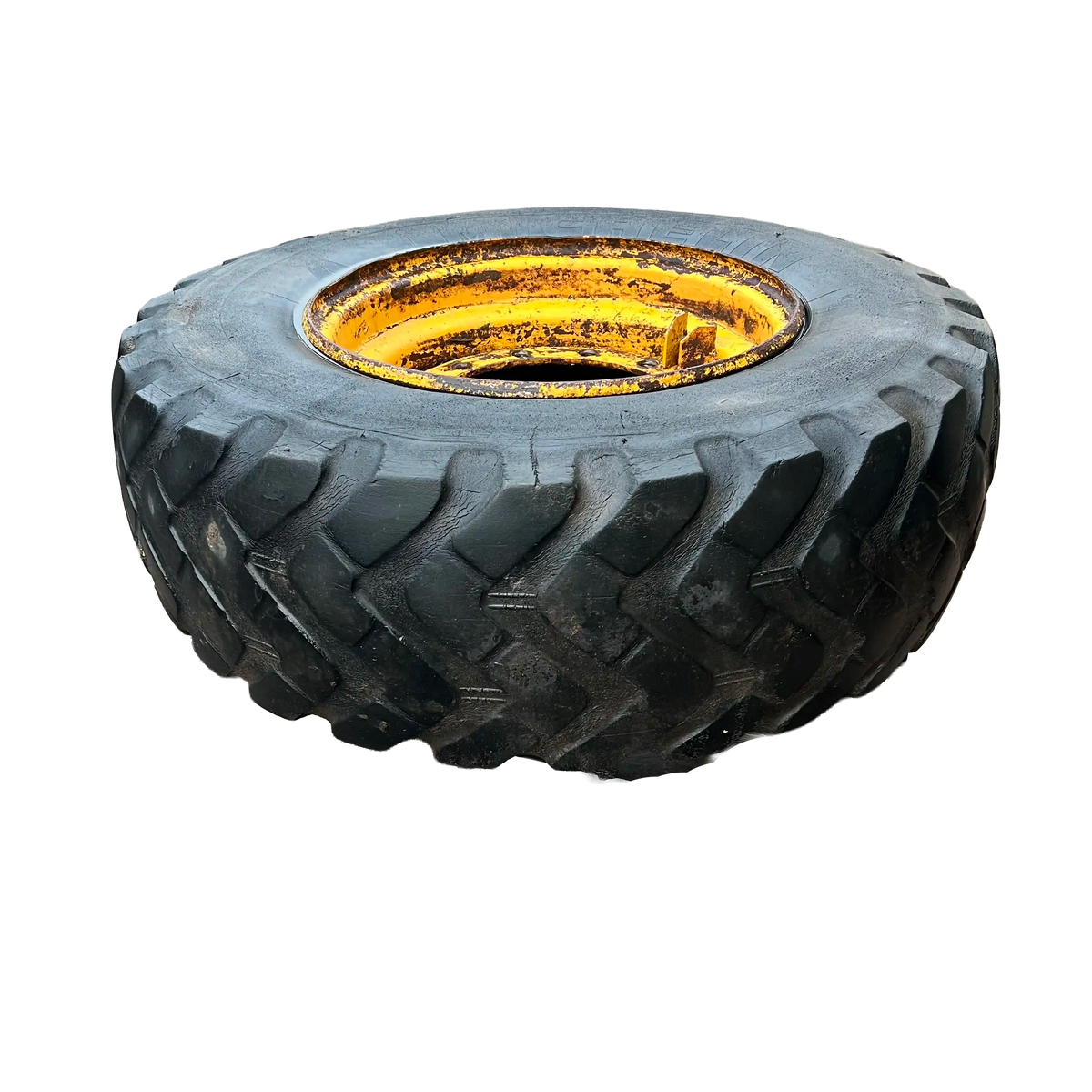 Däck på fälg 15,5r25 | 4781734 | Volvo L50