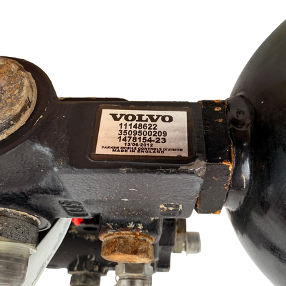 Ventilhus  med ackumulator | 11004441, 11148622, 11173688, 4872213 | Volvo L120G