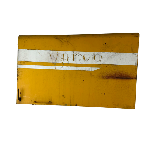 Right rear engine cover | 11014093, 11016050 | Volvo L90C