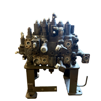 Main valve block | 14674191 | Volvo EC210CL