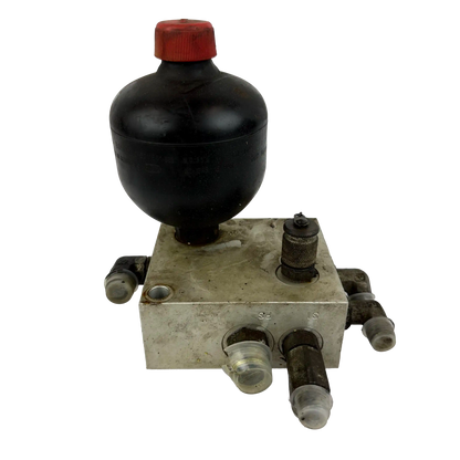 Valve with accumulator | 14534369 | Volvo EC210CL