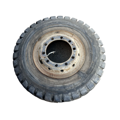 Däck på fälg 10,00-20 | 14256067 | Åkerman EW150C