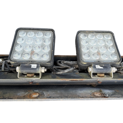 Arbetsbelysning med stativ | 20Y-06-41940, 20Y-53-18420 | Komatsu PC240NLC-8