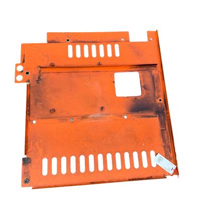 Plate over hydraulic pump | 7051748 | Hitachi ZX280LC-3