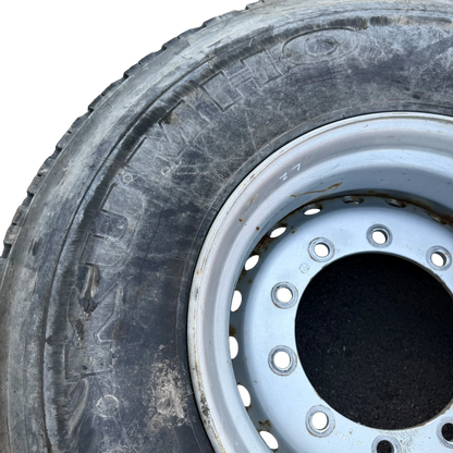 Tire on rim 445/65 R22.5 | 15478 | Magni
