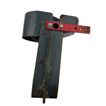 Left headlight with bracket | 09738 | Magni