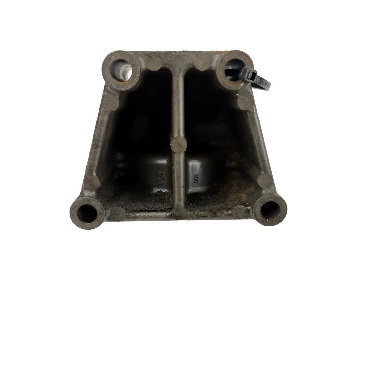 Engine oil filter holder | Hitachi ZX280LC-3