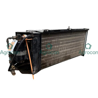 Ac enhet placerad på höger bakskärm | Huddig 1160D Klimatanläggning