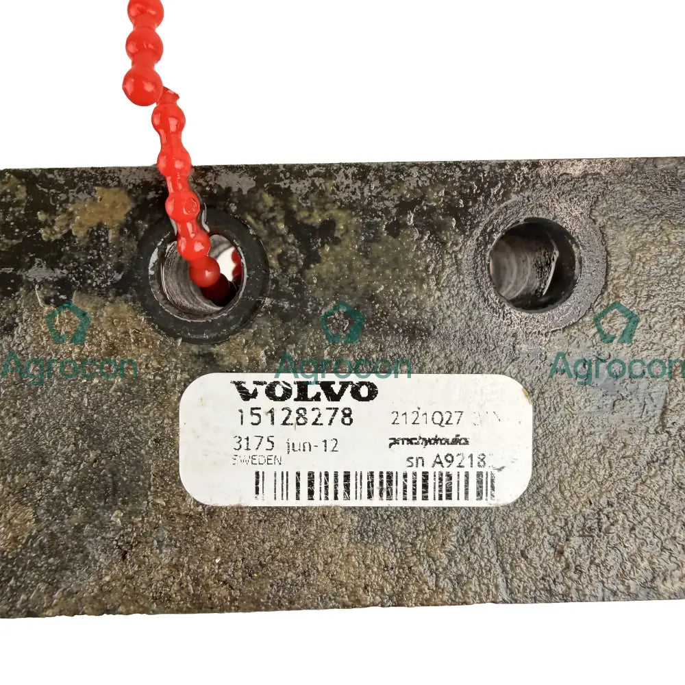 Anslutningsblock | 15128278 | Volvo L120G Hydraulventil
