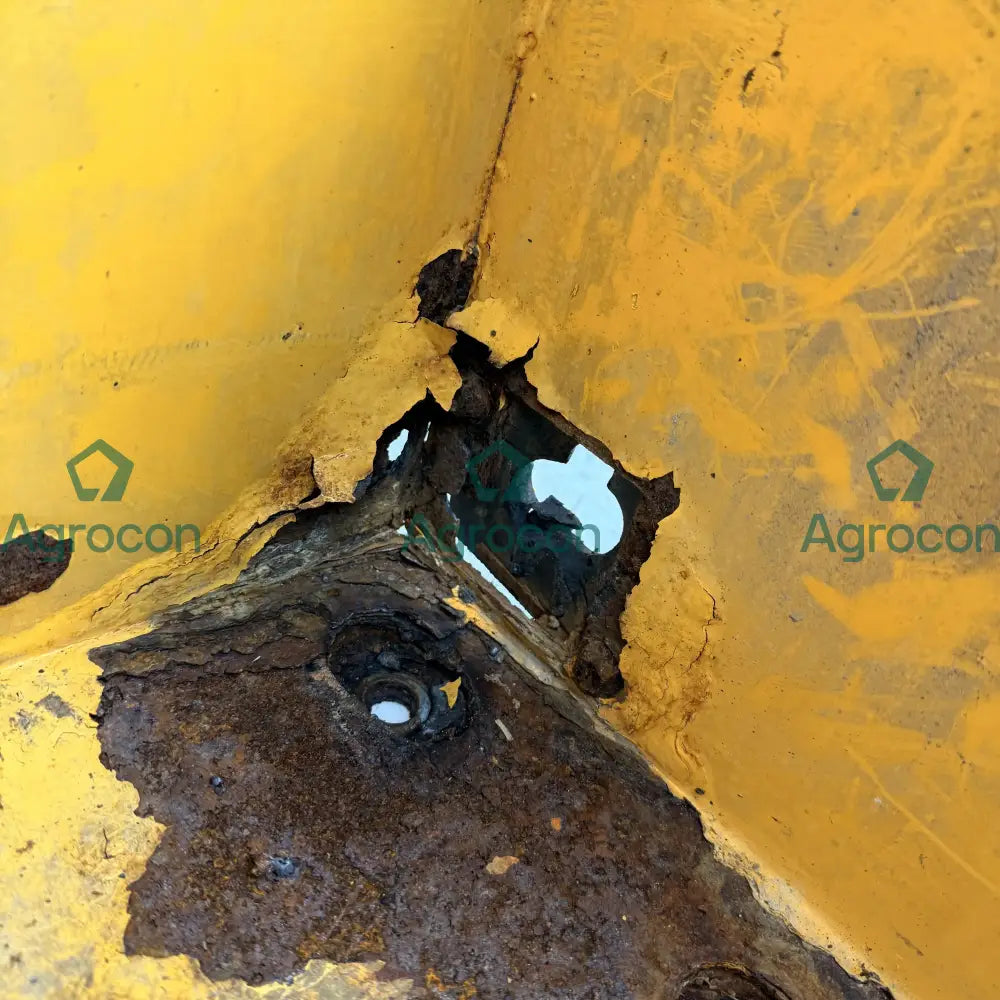 Batterilåda | 11413493 | Volvo L90E Karosseri