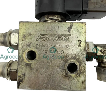 Block med elmagnetventil | 277440 | Hitachi ZX280LC-3 - Hydraulventil