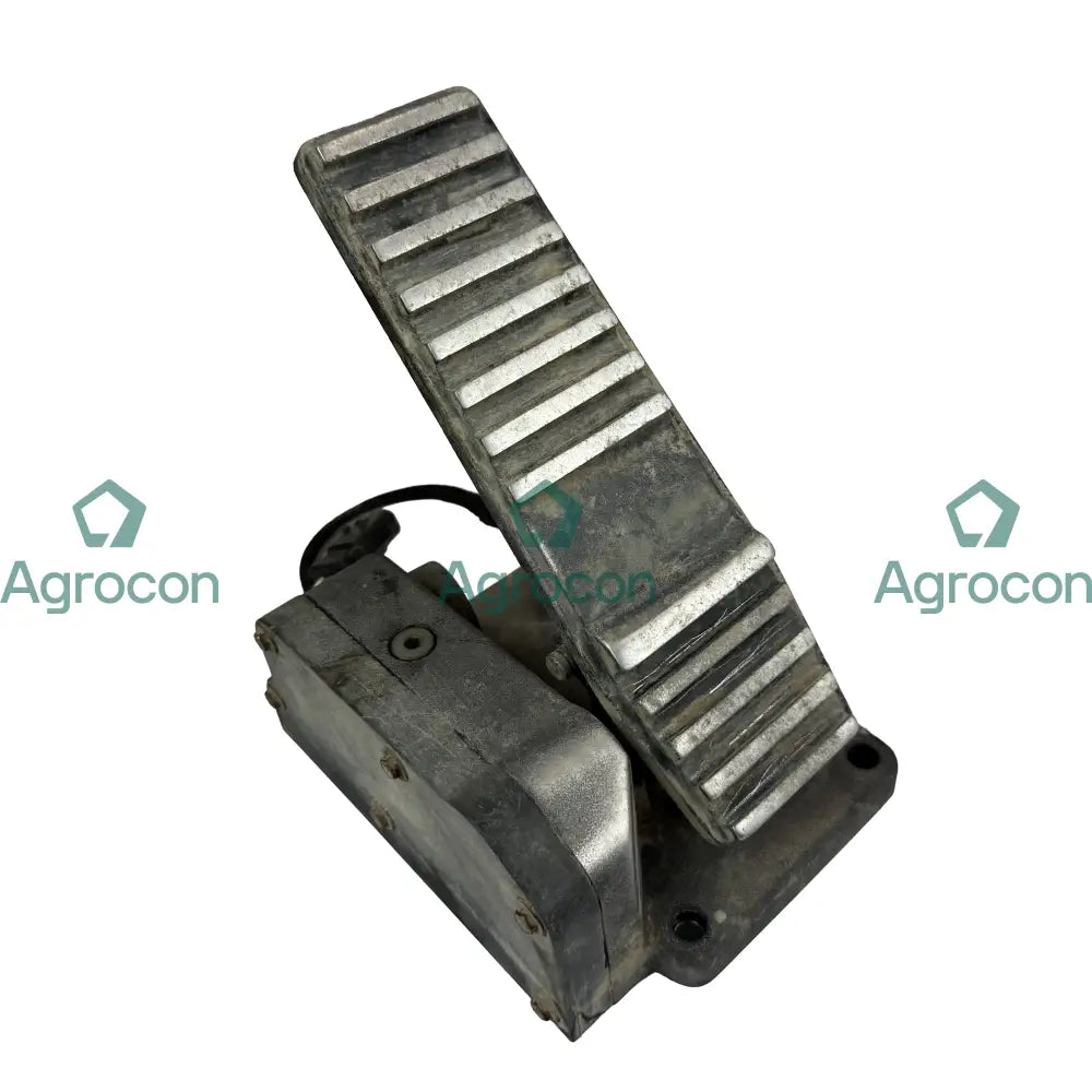 Bromspedal höger | 205-9237 | Cat IT38H Hyttdelar