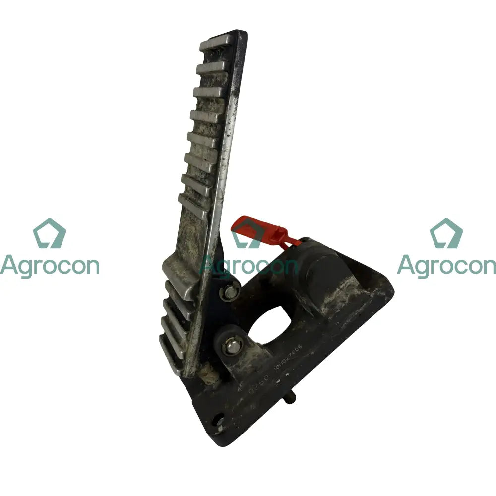 Bromspedal vänster | 271-0260 | Cat IT38H Hyttdelar