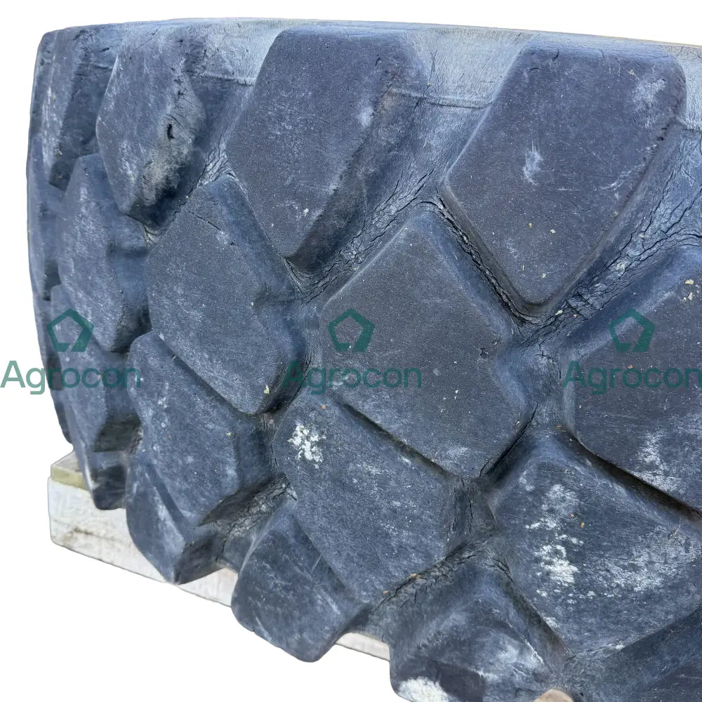 Däck med fälg 20,5x25 Fälg och däck