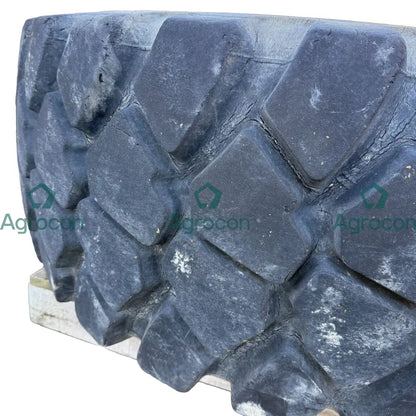 Däck med fälg 20,5x25 Fälg och däck