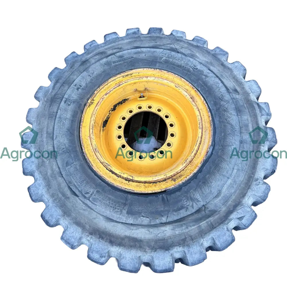 Däck med fälg 20,5x25 Fälg och däck