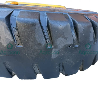 Däck på fälg 10,00-20 Fälg och däck