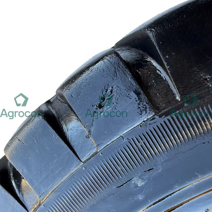 Däck på fälg 10,00-20 Fälg och däck