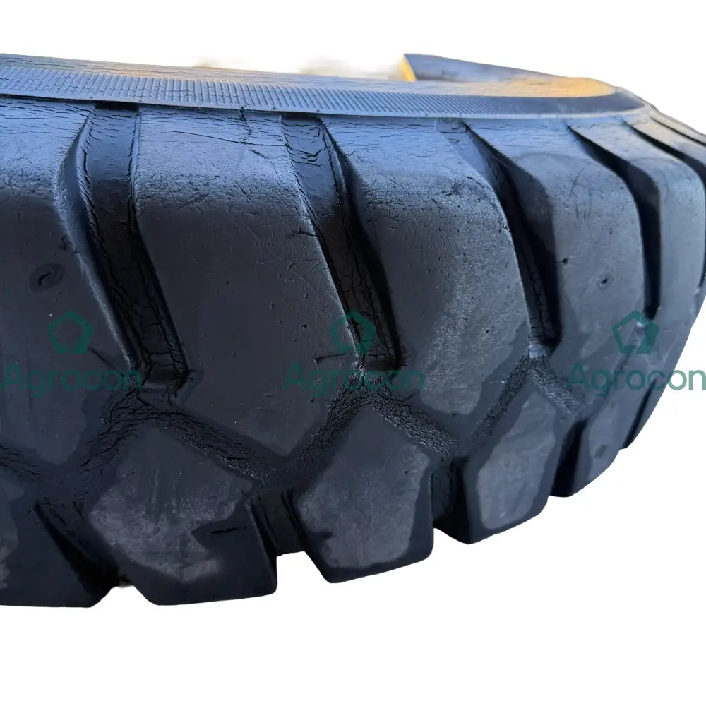 Däck på fälg 10,00-20 Fälg och däck