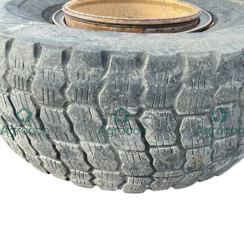 Däck på fälg 20,5r25 | Ljungby 1322 Fälg och däck