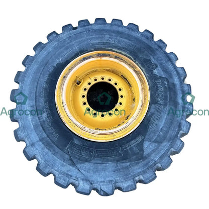 Däck på fälg 20,5x25 Fälg och däck