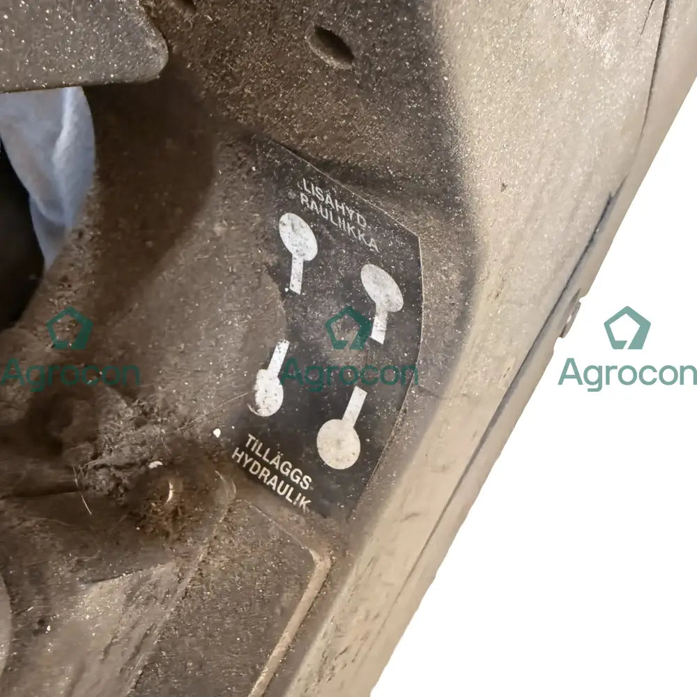 Förarstol komplett med underrede och spakar | Lännen Vammas Magnum Hyttdelar