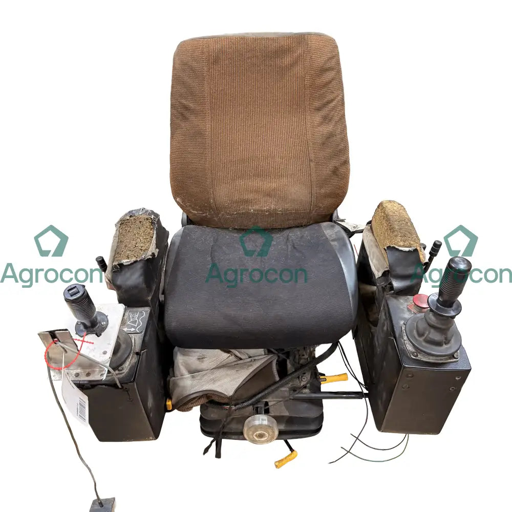 Förarstol komplett med underrede och spakar | Lännen Vammas Magnum Hyttdelar