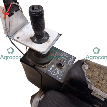 Förarstol komplett med underrede och spakar | Lännen Vammas Magnum Hyttdelar