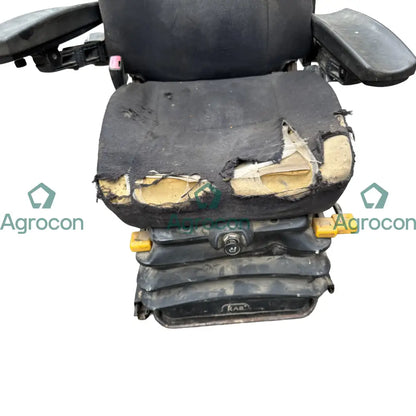 Förarstol med armstöd | 21K-57-71500 | Komatsu PC240NLC-8 - Hyttdelar