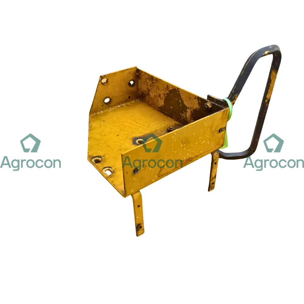 Fotsteg bak vid motvikt | 4948990 | Volvo L50 Karosseri