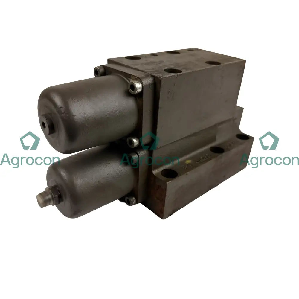 Fyrvägsventil bom primär | 14250637 | Åkerman EC200 Hydraulventil