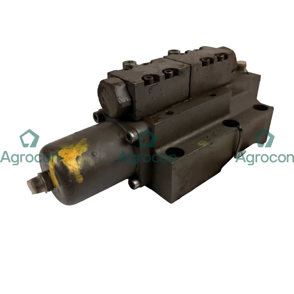 Fyrvägsventil skaft primär | 14266570 | Åkerman EC200 Hydraulventil