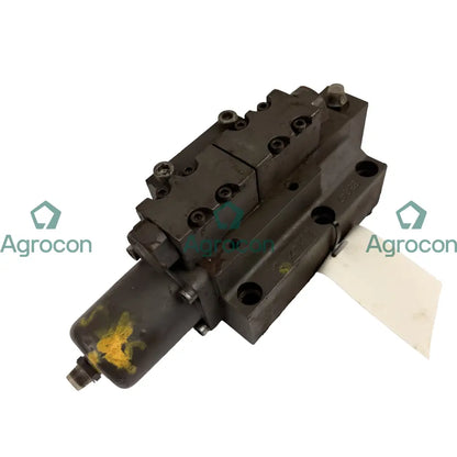 Fyrvägsventil skaft primär | 14266570 | Åkerman EC200 Hydraulventil