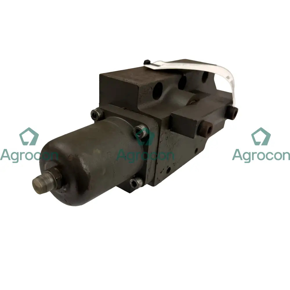 Fyrvägsventil skaft sekundär | 14238671 | Åkerman EC200 Hydraulventil