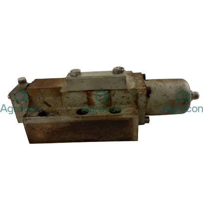 Fyrvägsventil skaft sekundär | 14238671 | Åkerman H7C - Hydraulventil